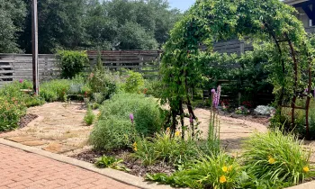 Black Beauty Ranch visitor center garden