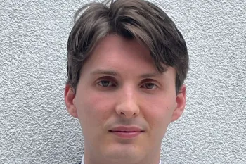 Peter Bardo, intern