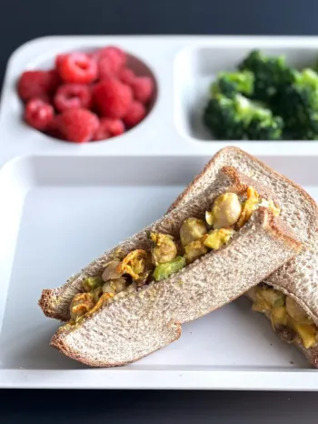 Sweet curry chickpea sandwich