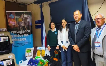 Costa Rican authorities receive donations