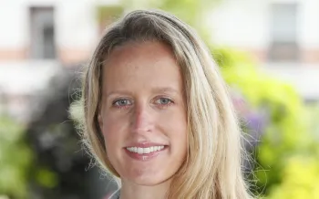 Anna Frostic headshot